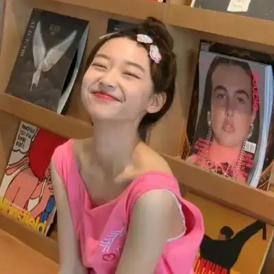 笑起来很治愈的小清新甜妹头像 温暖阳光的笑容灿烂治愈系女头