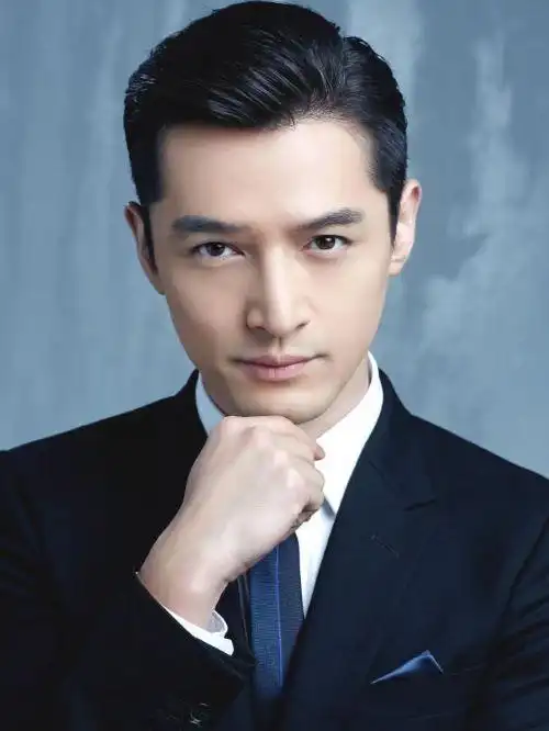 胡歌,1982年9月20日出生于上海市徐汇区,中国内地影视男演员,流行乐