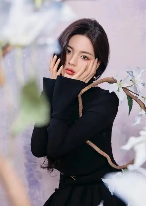 陈若华@杨超越于荆棘中盛开,繁花相伴向阳而生,在2024年#大剧看总台