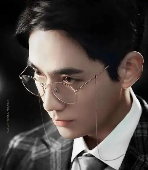 当红男明星的金丝眼镜造型,斯文败类也太好嗑了