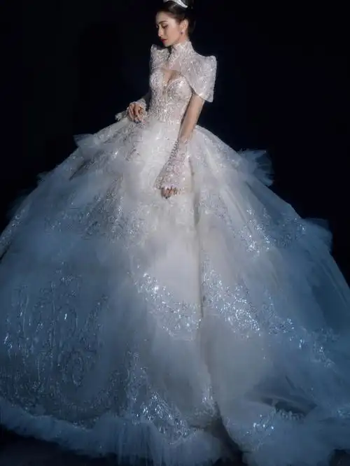 漂亮性感96其实长袖婚纱在帮你保暖的同时96颜值也一点不输其他