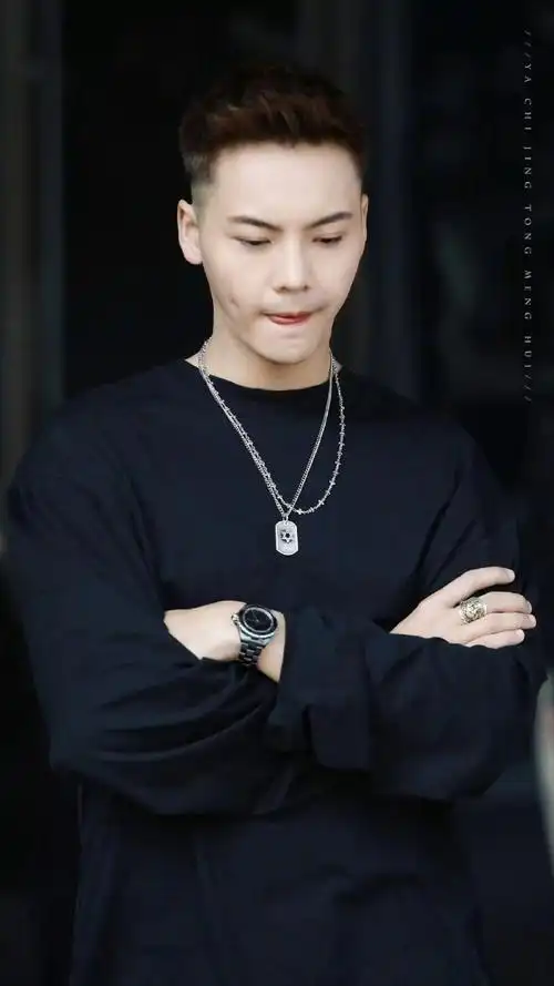 陈伟霆新剧人物小传##陈伟霆新剧 腹黑人设