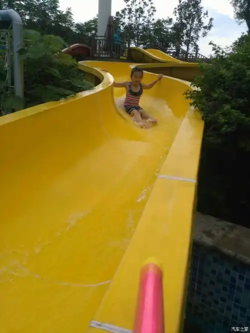 今天天气不错宜春天沐水上乐园一游