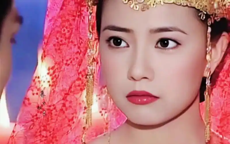 【高圆圆x古装剧】高圆圆的古装和时装你喜欢那个?