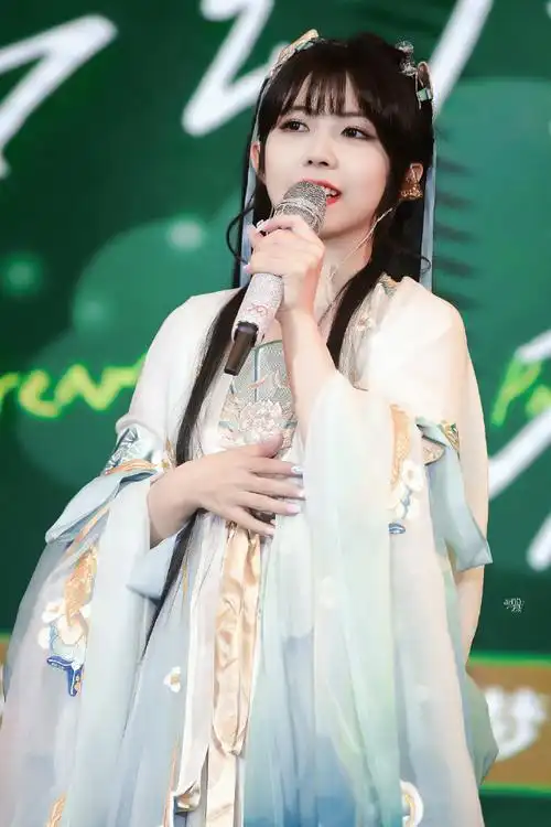 赖美云梦幻云端游乐园生日会