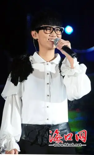 "2011快乐女声baby sister"全国12强巡演海口开唱