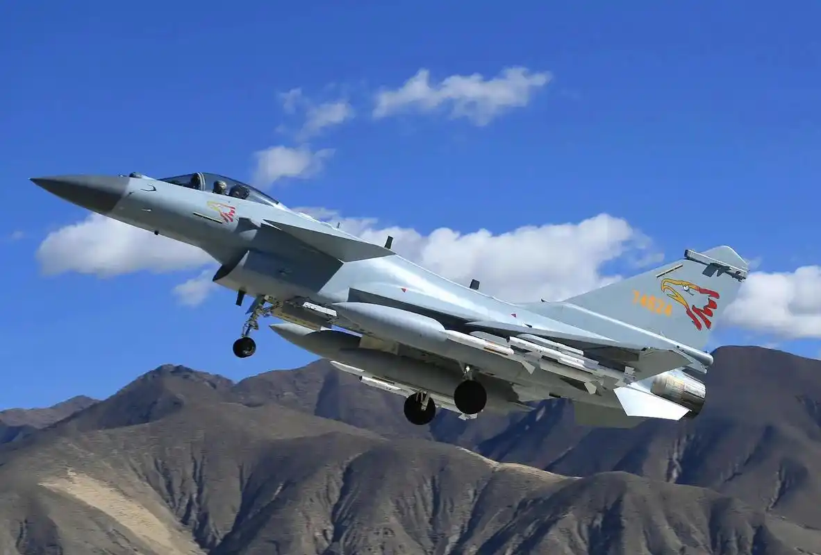 本期图文:歼-10#大国重器 #军事科技  - 抖音