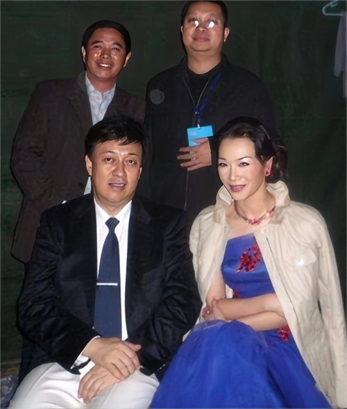 回顾歌唱家吕薇连上春晚15次男友离世后52岁仍单身如今后悔了