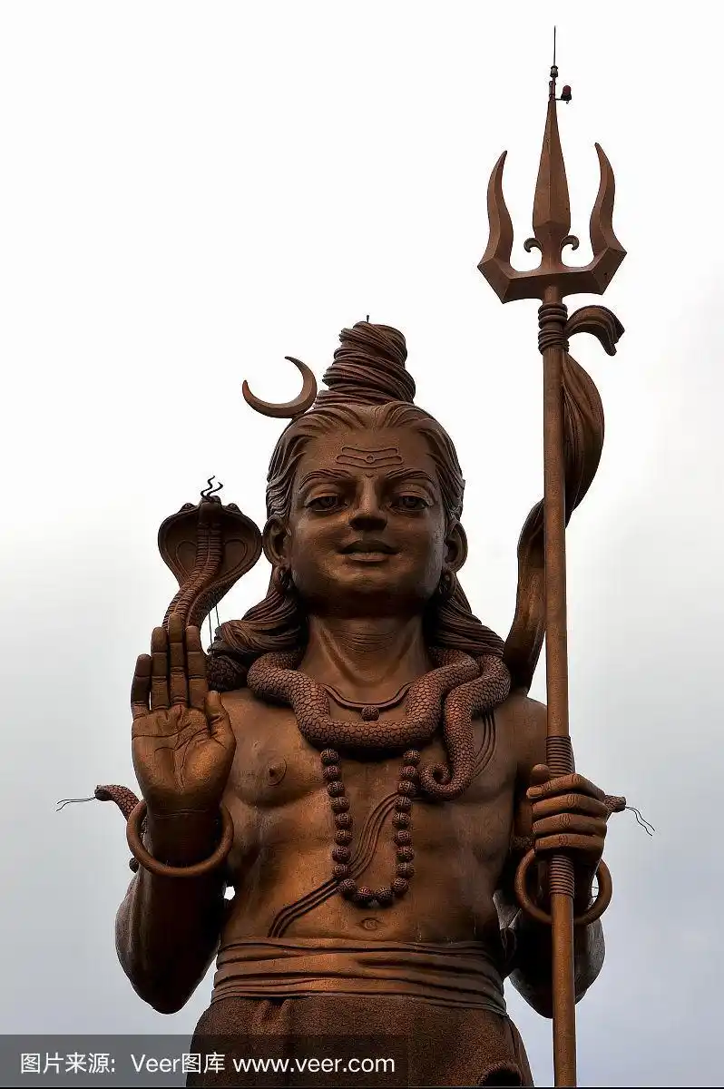 木质的印度教湿婆雕像