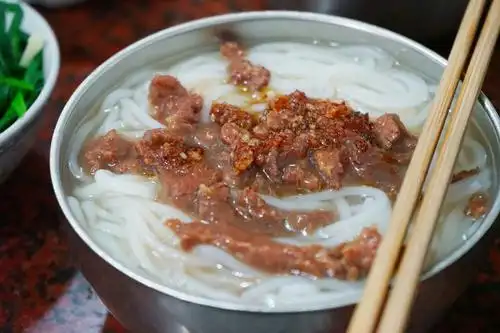 听说来龙岩必吃的七九清汤粉