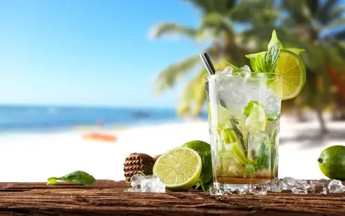 夏季饮料,鸡尾酒,莫吉托,酸橙,薄荷 壁纸 - 1680x1050