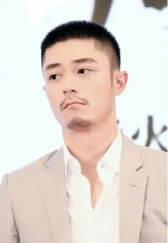 贾乃亮从逗比回归男神! 经得起板寸的才是真男神