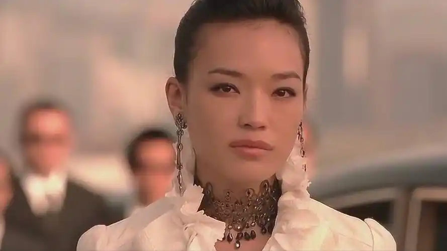 舒淇在这部韩国电影里演了一个谁也不敢惹的女人!