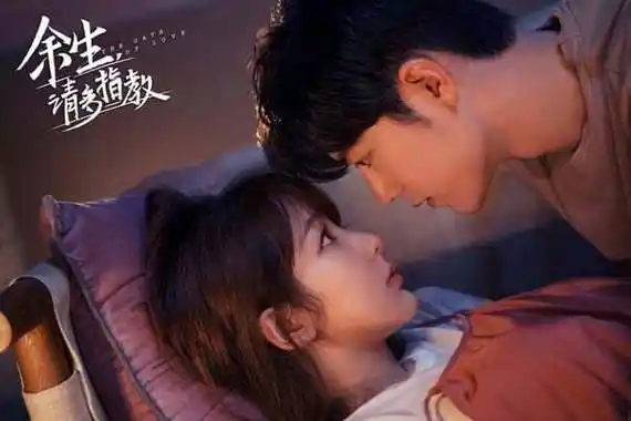 《偷偷》算少了《在暴雪时分》26场吻戏,这部狂