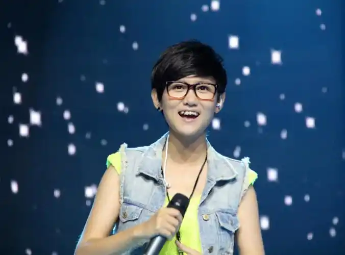 第一届超级女声(她们因《超级女声》一夜走红,风头无两,终沦为炮灰成