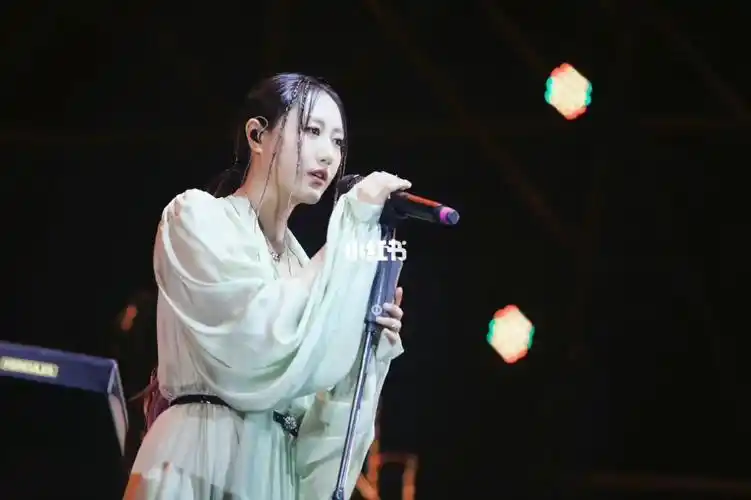 陈粒instellavespertina