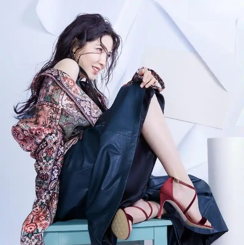 曾黎  美腿玉足合集