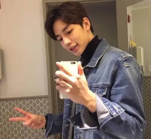 韩剧照进现实,帅得移不开眼的街拍图,你敢相信只是路人?