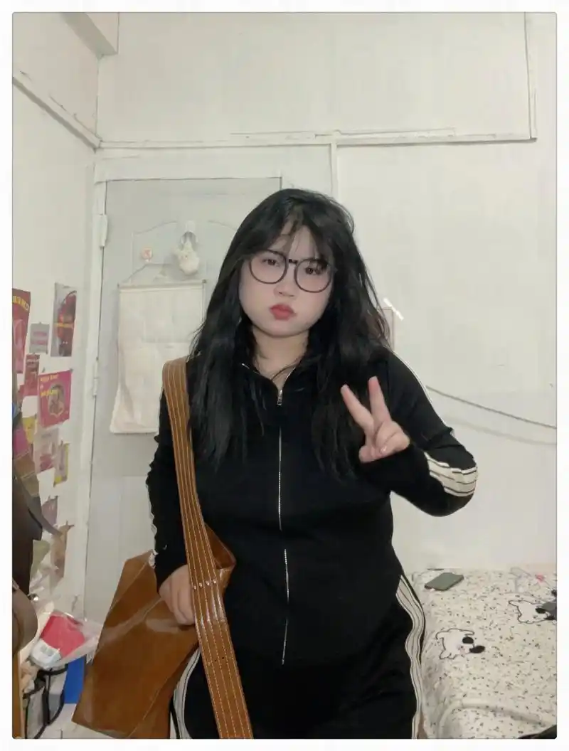 150cm140斤|胖mm秋冬休闲遛弯穿搭  这一套刺激又帅气的套装,既能营造