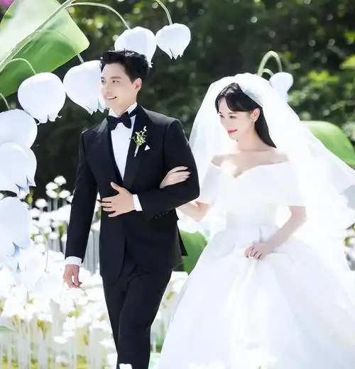 张睿老婆孩子图片大全_巧兔教学