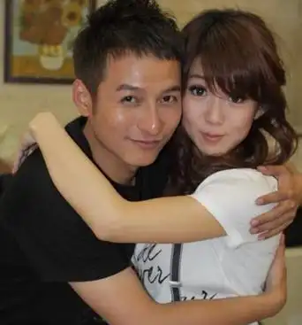 详细内容虽然在公开场合李维嘉从来对没有承认过龙丹妮就是自己的妻子