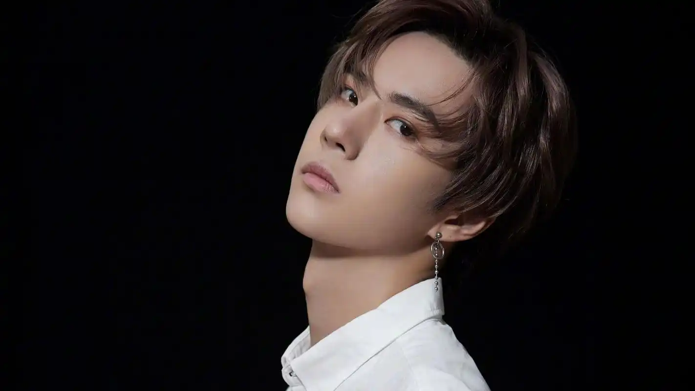 王一博_我爱桌面网提供