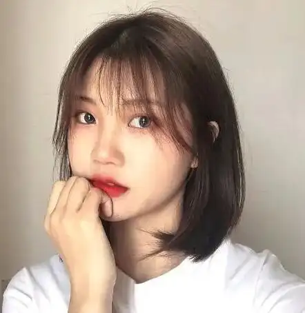 2022直发发型女中短发,减龄好打理还显脸小