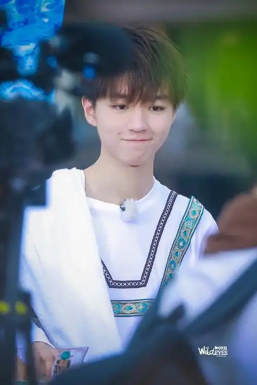 只为王俊凯##王俊凯2024凯启甲辰#王俊凯超话  希望你的眼睛一直带笑