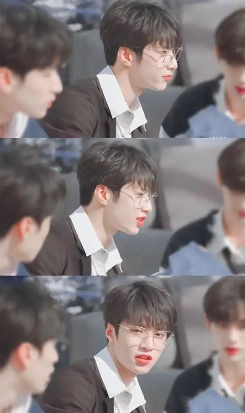 很多人都希望刘耀文 眼镜半永久好巧哦 我也是 眼镜一带 氛围天才真