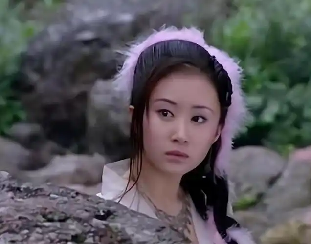 天5岁进娱乐圈打拼的舒畅因为税务问题翻车了