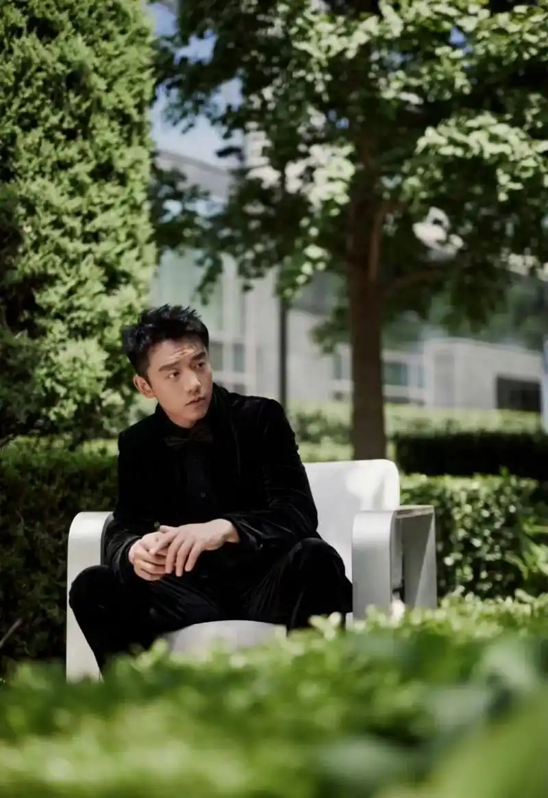 分享几张爱豆的照片,#我的阳光男孩 #郑恺 - 抖音