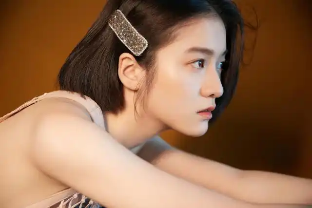 张雪迎短发造型合集 短发女孩的可爱没有尽头