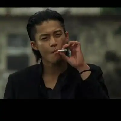 小栗旬_男生头像_我要个性网