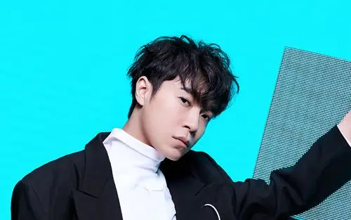 上一张 下一张 简介 《明日之子》第二季由李宇春,吴青峰