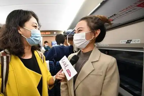 京广高铁一日游央视带你体验中国速度