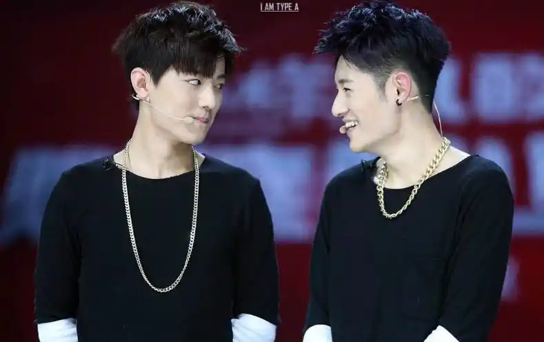 肖战彭楚粤cp太甜,连喵星人都吃醋了,这小眼神简直要笑死人!