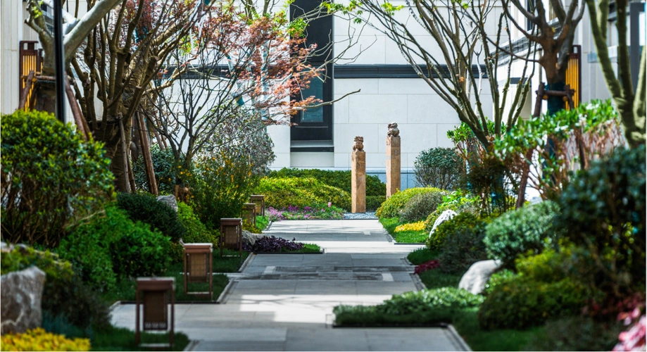 龙湖·景粼原著丨一曲清溪带浅山,幽居终日卧林间-聚焦房企-济南乐居