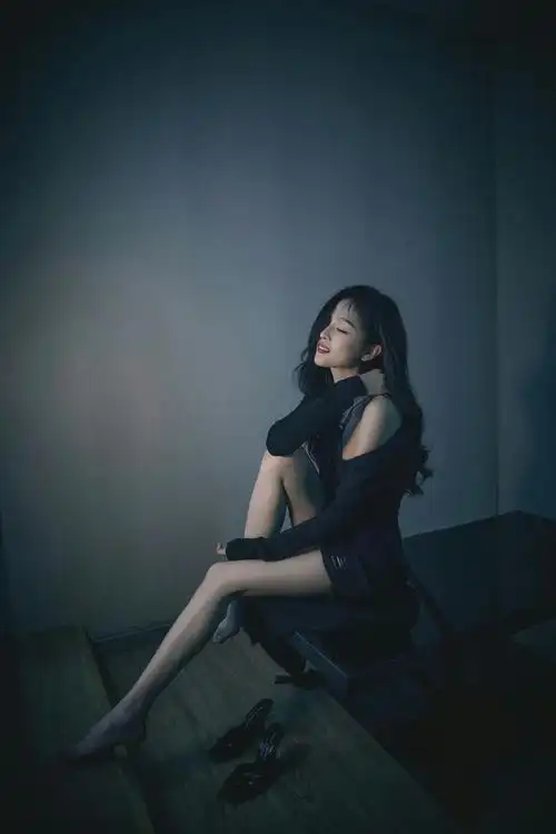 吴宣仪美艳身姿,大长腿惹人爱,网友纷纷点赞!