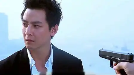 在新警察故事的结尾,导演临时给吴彦祖加了一场戏