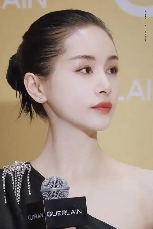 杭州19楼 爱美丽 整容日记 王子文竟也咪咪的换了好几.