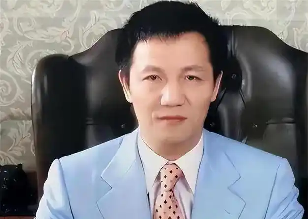 周正毅:入狱后嫌太热给牢房装空调,服刑期间净赚30亿|坐牢|毛玉萍