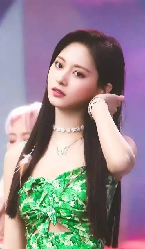 惊艳,靓丽的周子瑜_演出_漂亮_少女