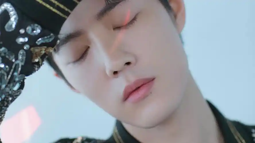 肖战酷飒帅气写真图片桌面壁纸