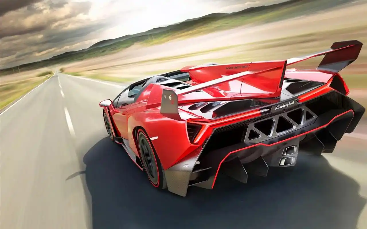 抖音图文来了 #兰博基尼 可以让你上瘾的兰博基尼毒药 - 抖音