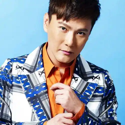 歌手张信哲时尚经典照片合集