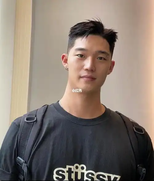 韩国发型师#韩式三七分#男生发型#男生变帅发型指南