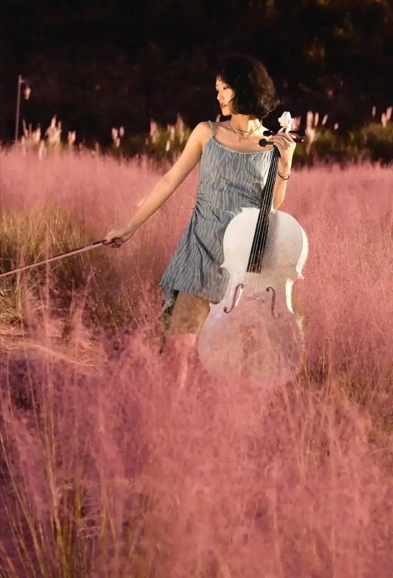 粉黛季/觅之音 环境人像摄影 出镜/胖橘 - 抖音