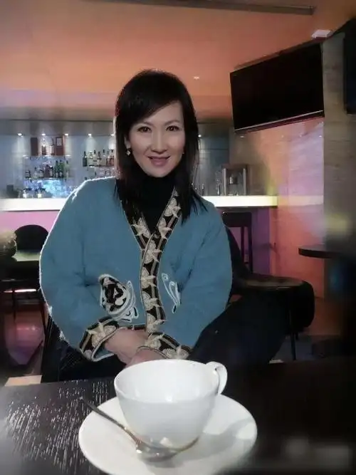 陈美琪:朴素的明星,高贵的人!