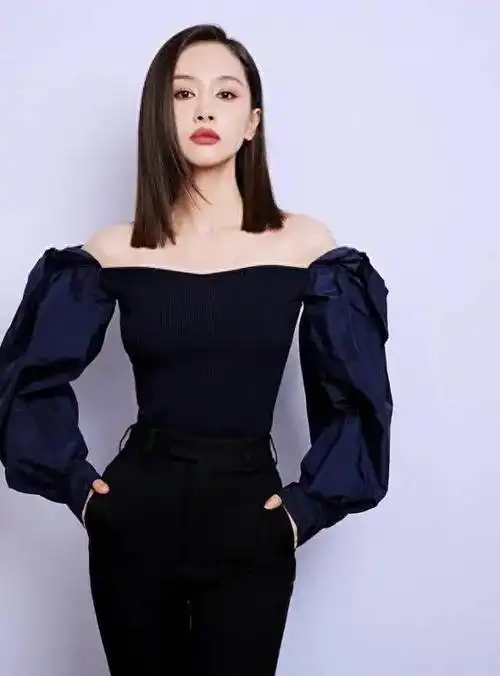 王子文身材赞爆完美曲线让人羡慕不已