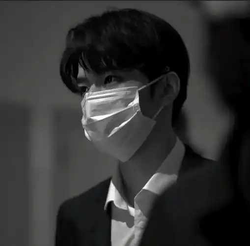 刘耀文 氛围感头像